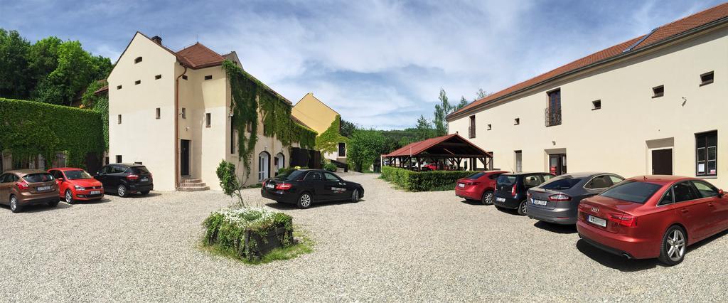 Usedlost Kotlarka Hotel Prága Kültér fotó