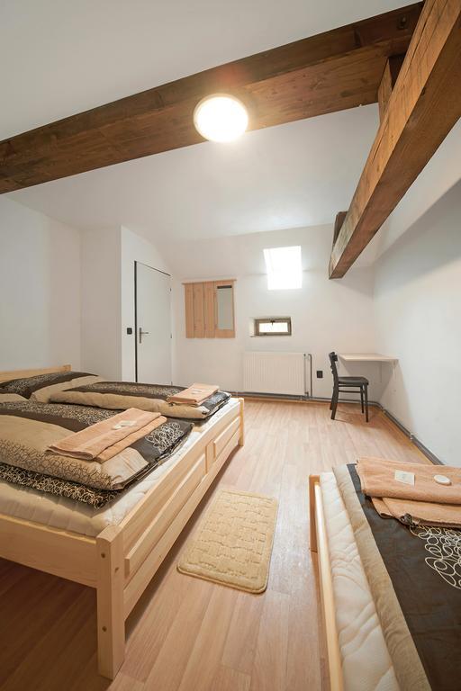 Usedlost Kotlarka Hotel Prága Szoba fotó