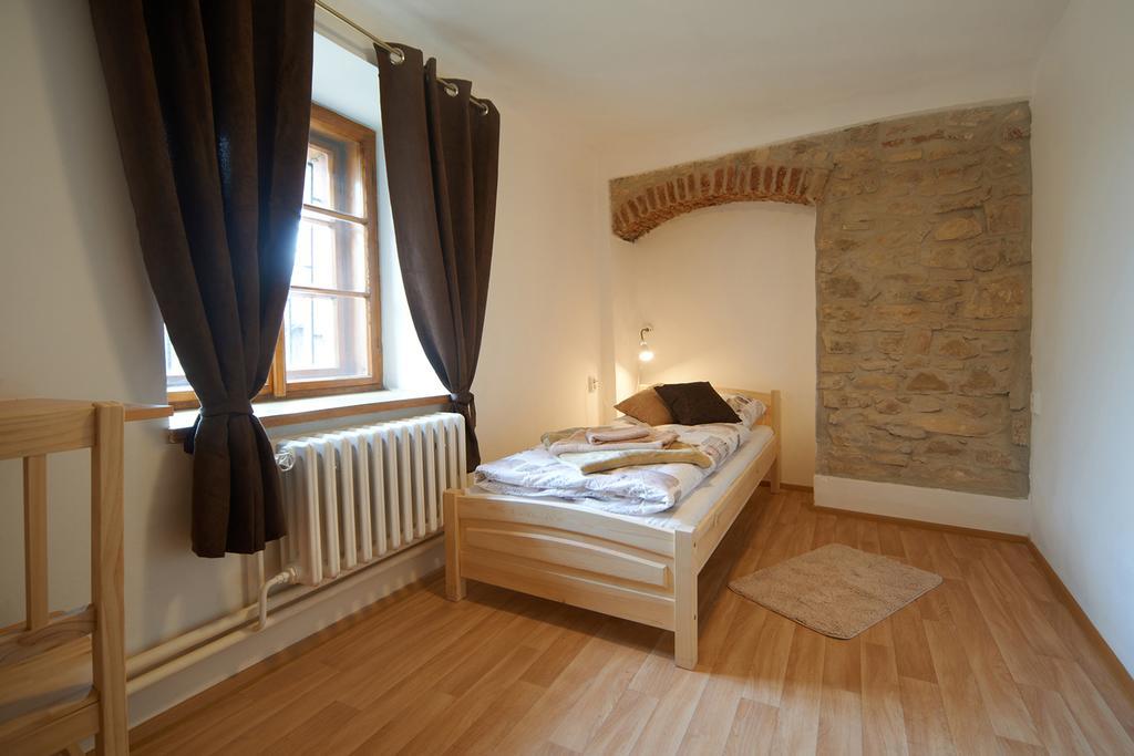 Usedlost Kotlarka Hotel Prága Szoba fotó